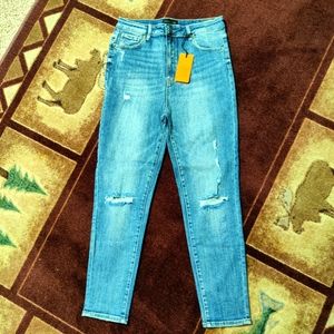 Resin high rise distressed skinny jean